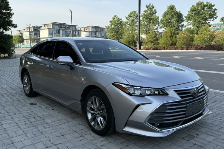 Used Toyota Avalon 2019 2.0L Luxury Edition China VI Standard Exterior 4