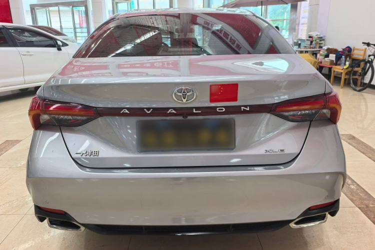 Used Toyota Avalon 2019 2.0L XLE Premium Edition China VI Exterior 4