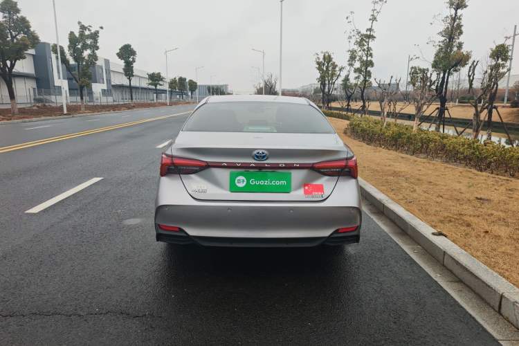 Used Toyota Avalon 2019 Dual-Engine 2.5L Luxury Edition China VI Standard Exterior 5