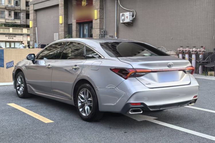 Used Toyota Avalon 2019 2.0L Luxury Edition China VI Standard Exterior 5