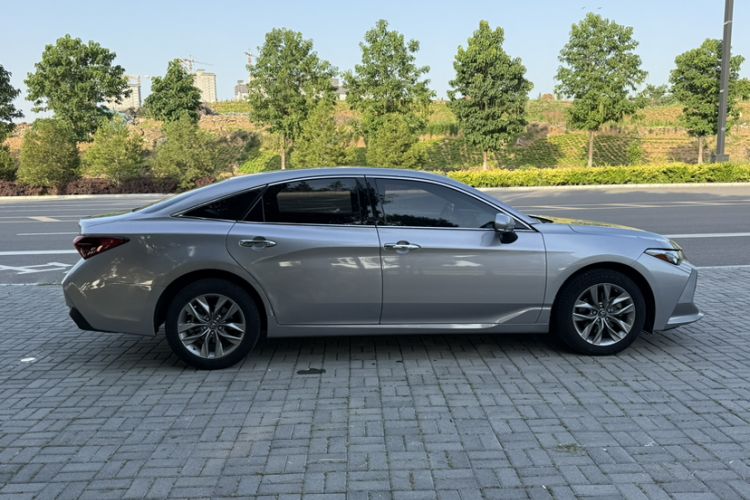Used Toyota Avalon 2019 2.0L Luxury Edition China VI Standard Exterior 5