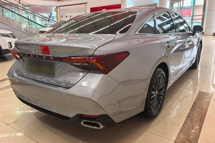 Used Toyota Avalon 2019 2.0L XLE Premium Edition China VI Exterior 5