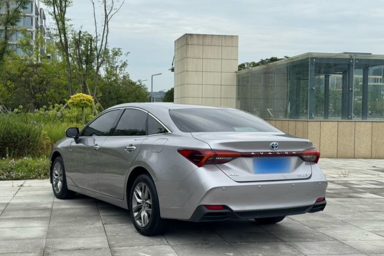 Used Toyota Avalon 2019 Dual-Engine 2.5L Luxury Edition China VI Standard Exterior 6