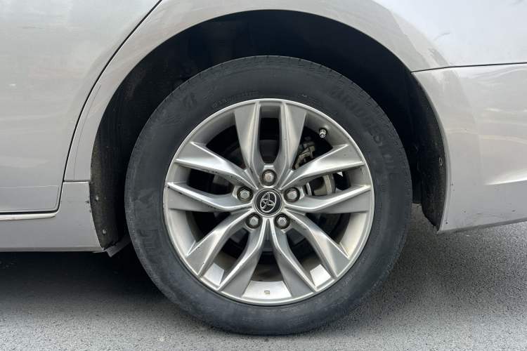 Used Toyota Avalon 2019 2.0L Ambition Edition China VI Exterior 6