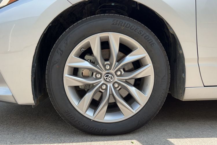 Used Toyota Avalon 2019 2.0L Luxury Edition China VI Standard Exterior 7