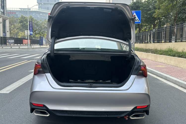 Used Toyota Avalon 2019 2.0L Ambition Edition China VI Exterior 7