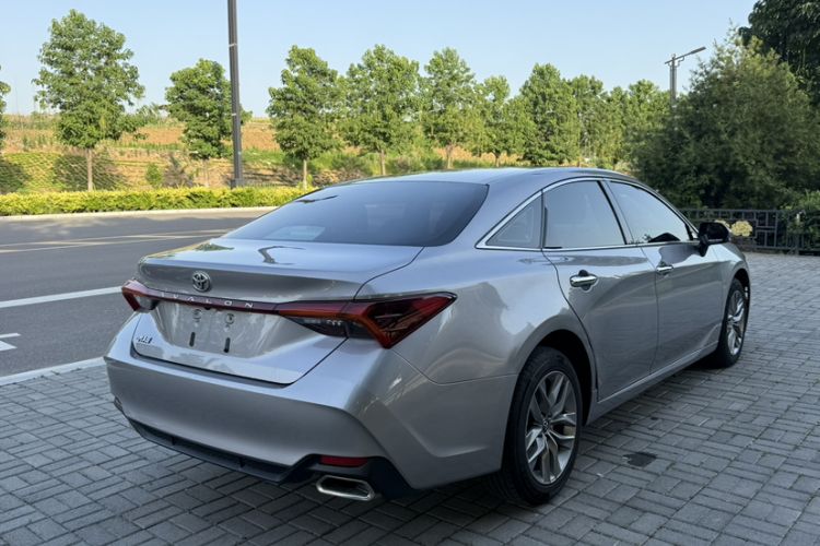 Used Toyota Avalon 2019 2.0L Luxury Edition China VI Standard Exterior 7