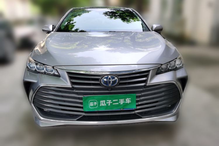 Used Toyota Avalon 2019 Dual-Engine 2.5L XLE Prestige Version China VI Standard Front