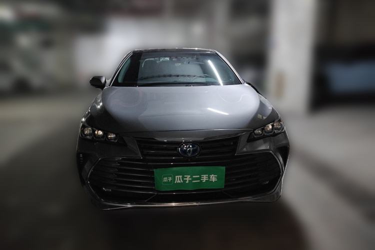 Used Toyota Avalon 2019 Dual-Engine 2.5L XLE Prestige Version China VI Standard Front