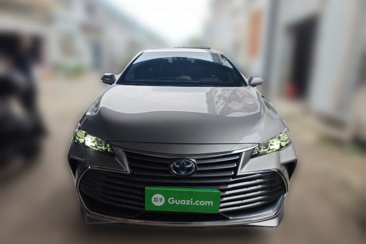 Used Toyota Avalon 2019 Dual-Engine 2.5L Luxury Edition China VI Standard Front