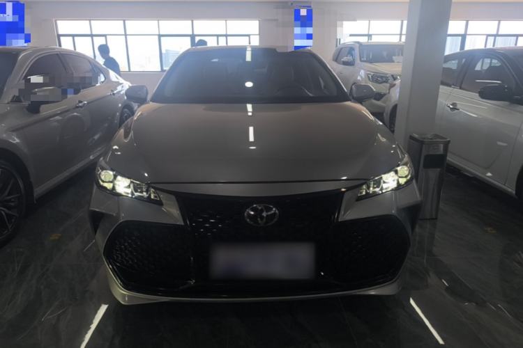 Used Toyota Avalon 2019 2.5L Touring Premium Version China VI Standard Front