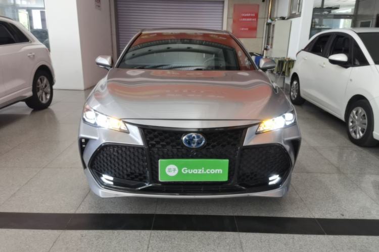 Used Toyota Avalon 2019 Dual-Engine 2.5L Luxury Edition China VI Standard Front