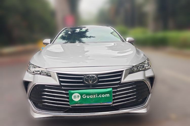 Used Toyota Avalon 2019 2.5L Touring Premium Version China VI Standard Front
