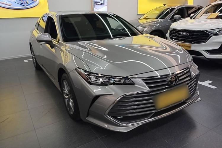 Used Toyota Avalon 2019 2.5L Ambition Version China VI Standard Front Right 45 Deg