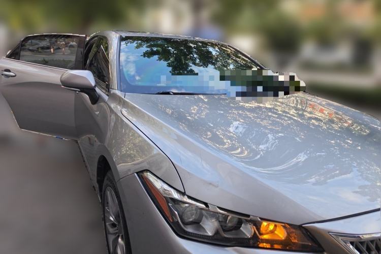 Used Toyota Avalon 2019 2.0L Luxury Edition China VI Standard Front Right 45 Deg