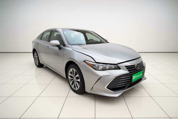 Used Toyota Avalon 2019 2.0L Luxury Edition China VI Standard Front Right 45 Deg