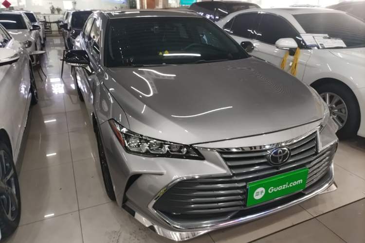 Used Toyota Avalon 2019 2.0L XLE Premium Edition China VI Front Right 45 Deg