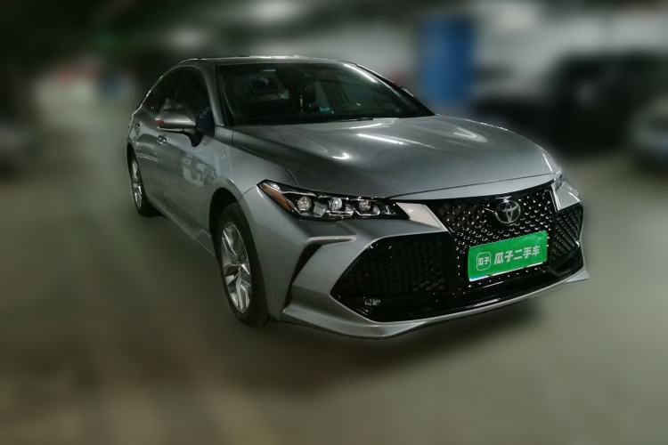 Used Toyota Avalon 2019 2.0L Luxury Edition China VI Standard Front Right 45 Deg