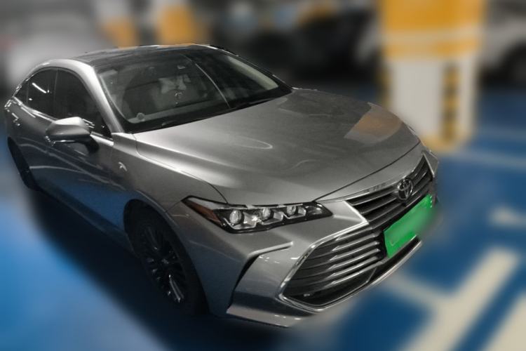Used Toyota Avalon 2019 2.5L Touring Premium Version China VI Standard Front Right 45 Deg