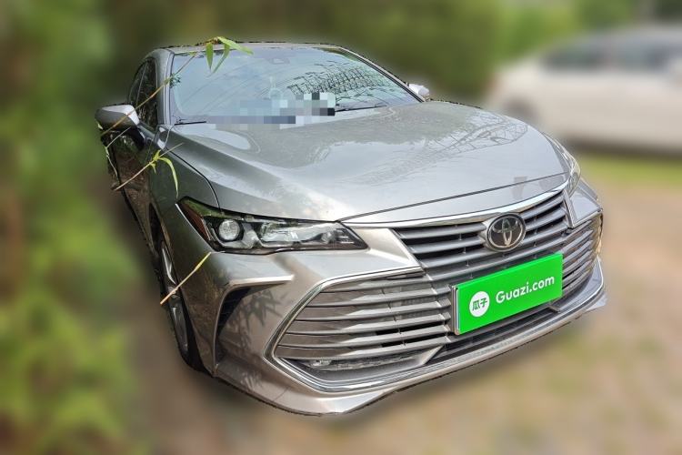 Used Toyota Avalon 2019 2.0L Luxury Edition China VI Standard Front Right 45 Deg