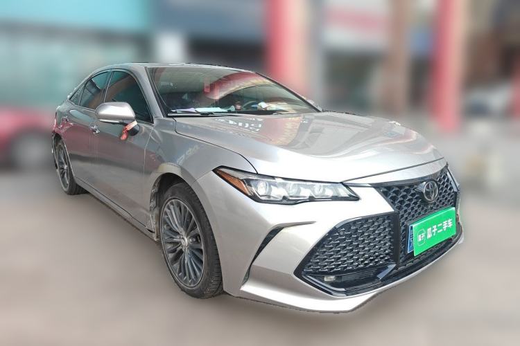 Used Toyota Avalon 2019 2.0L XLE Premium Edition China VI Front Right 45 Deg
