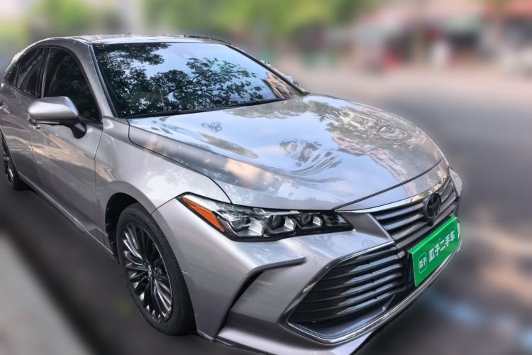 Used Toyota Avalon 2019 2.5L Touring Premium Version China VI Standard Front Right 45 Deg