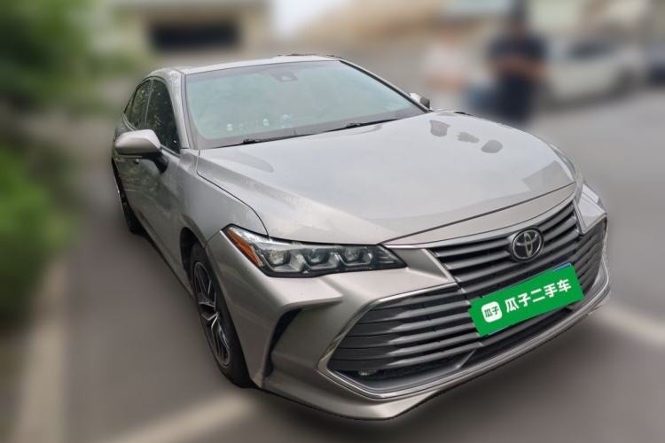 Used Toyota Avalon 2019 2.0L Luxury Edition China VI Standard Front Right 45 Deg