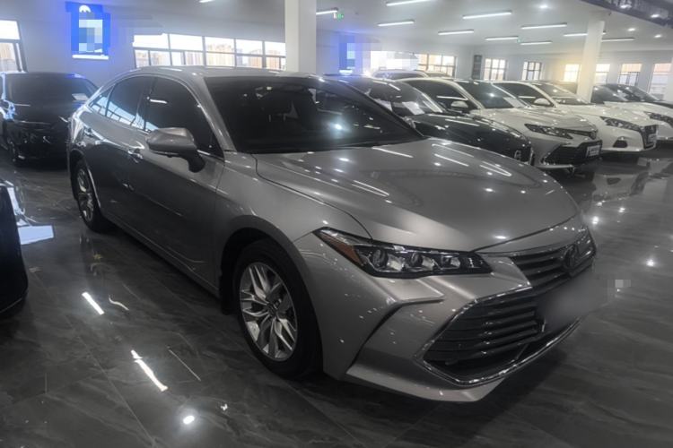 Used Toyota Avalon 2019 2.0L Luxury Edition China VI Standard Front Right 45 Deg