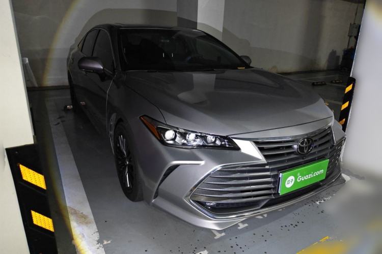 Used Toyota Avalon 2019 2.0L XLE Premium Edition China VI Front Right 45 Deg