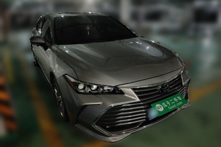 Used Toyota Avalon 2019 2.0L Luxury Edition China VI Standard Front Right 45 Deg