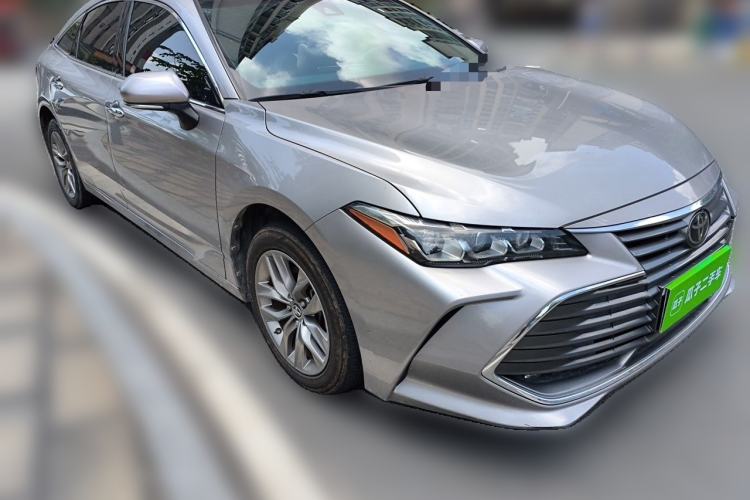 Used Toyota Avalon 2019 2.0L Luxury Edition China VI Standard Front Right 45 Deg