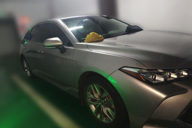 Used Toyota Avalon 2019 Dual-Engine 2.5L Luxury Edition China VI Standard Front Right 45 Deg