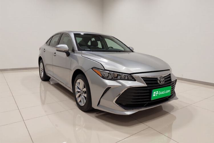 Used Toyota Avalon 2019 2.0L Luxury Edition China VI Standard Front Right 45 Deg