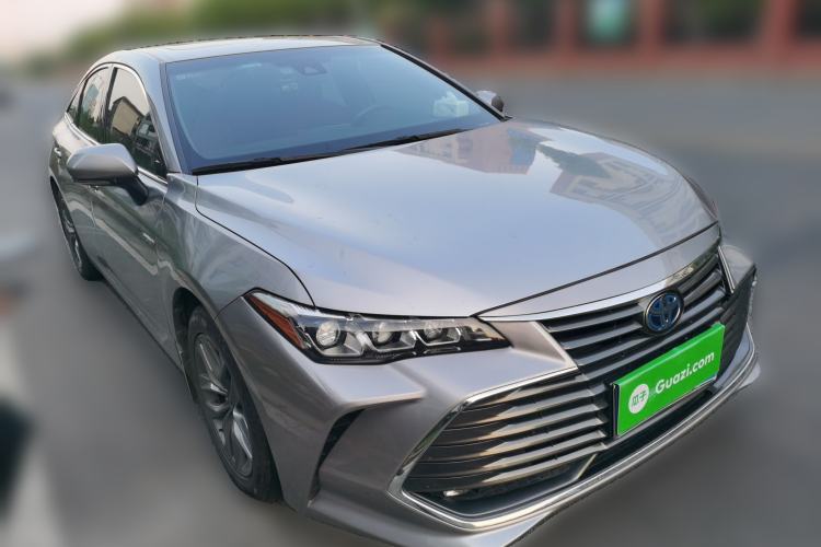 Used Toyota Avalon 2019 Dual-Engine 2.5L Luxury Edition China VI Standard Front Right 45 Deg