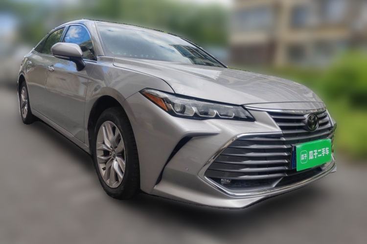 Used Toyota Avalon 2019 2.0L XLE Premium Edition China VI Front Right 45 Deg