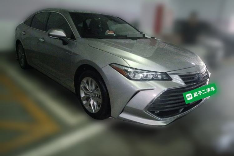 Used Toyota Avalon 2019 Dual-Engine 2.5L Luxury Edition China VI Standard Front Right 45 Deg
