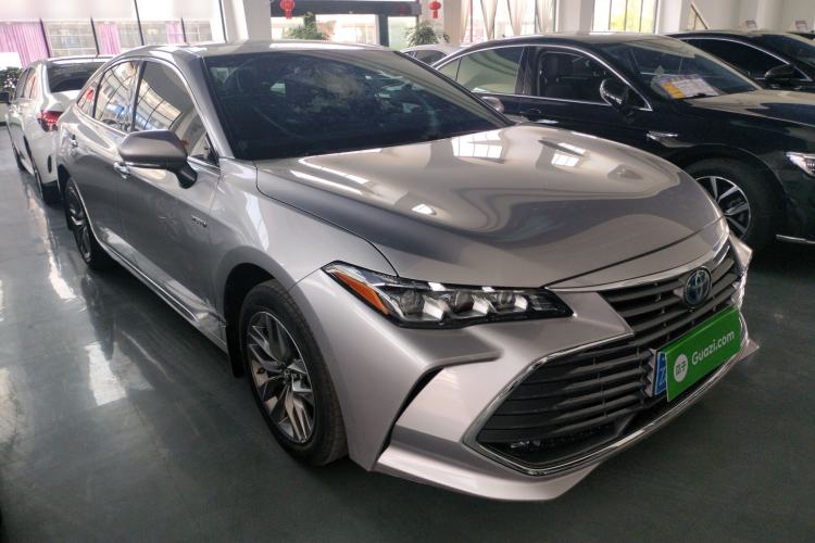 Used Toyota Avalon 2019 Dual-Engine 2.5L Luxury Edition China VI Standard Front Right 45 Deg