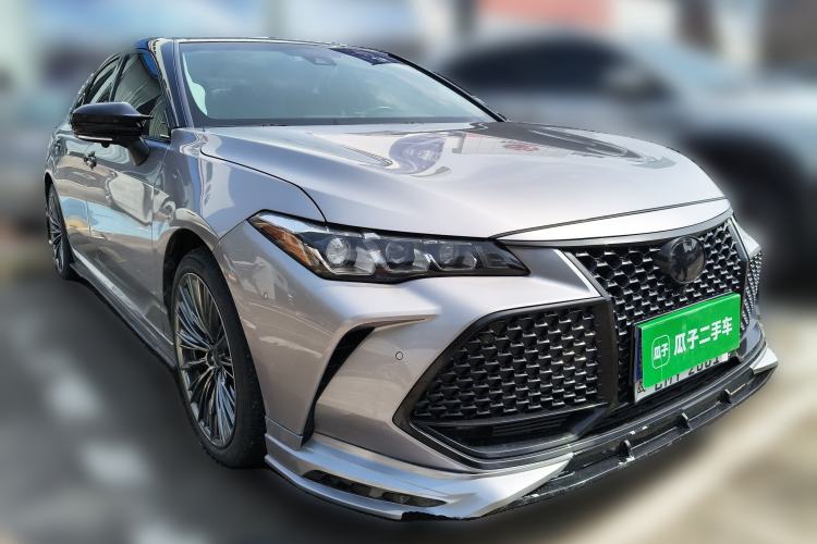 Used Toyota Avalon 2019 2.0L Luxury Edition China VI Standard Front Right 45 Deg