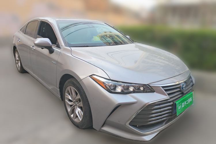 Used Toyota Avalon 2019 Dual-Engine 2.5L Luxury Edition China VI Standard Front Right 45 Deg