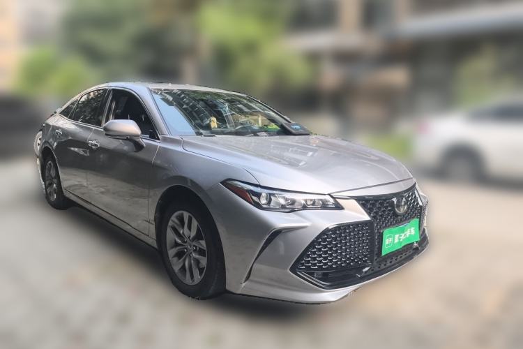Used Toyota Avalon 2019 2.0L Luxury Edition China VI Standard Front Right 45 Deg