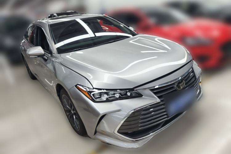Used Toyota Avalon 2019 2.0L XLE Premium Edition China VI Front Right 45 Deg