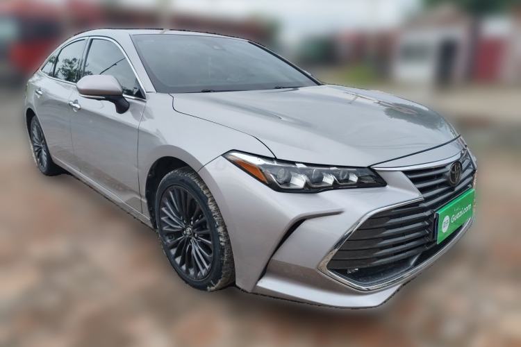 Used Toyota Avalon 2019 2.0L XLE Premium Edition China VI Front Right 45 Deg