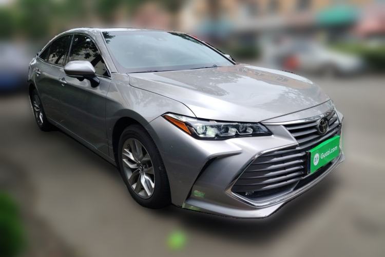 Used Toyota Avalon 2019 2.0L Ambition Edition China VI Front Right 45 Deg