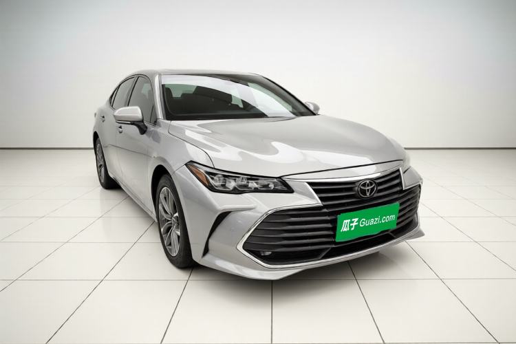 Used Toyota Avalon 2019 2.0L Luxury Edition China VI Standard Front Right 45 Deg