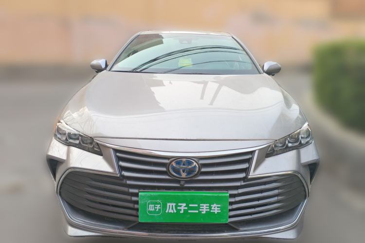 Used Toyota Avalon 2019 Dual-Engine 2.5L Luxury Edition China VI Standard Front