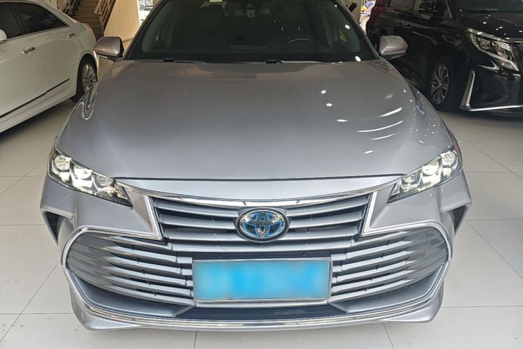 Used Toyota Avalon 2019 Dual-Engine 2.5L Luxury Edition China VI Standard Front