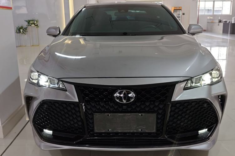Used Toyota Avalon 2019 2.5L Ambition Version China VI Standard Front