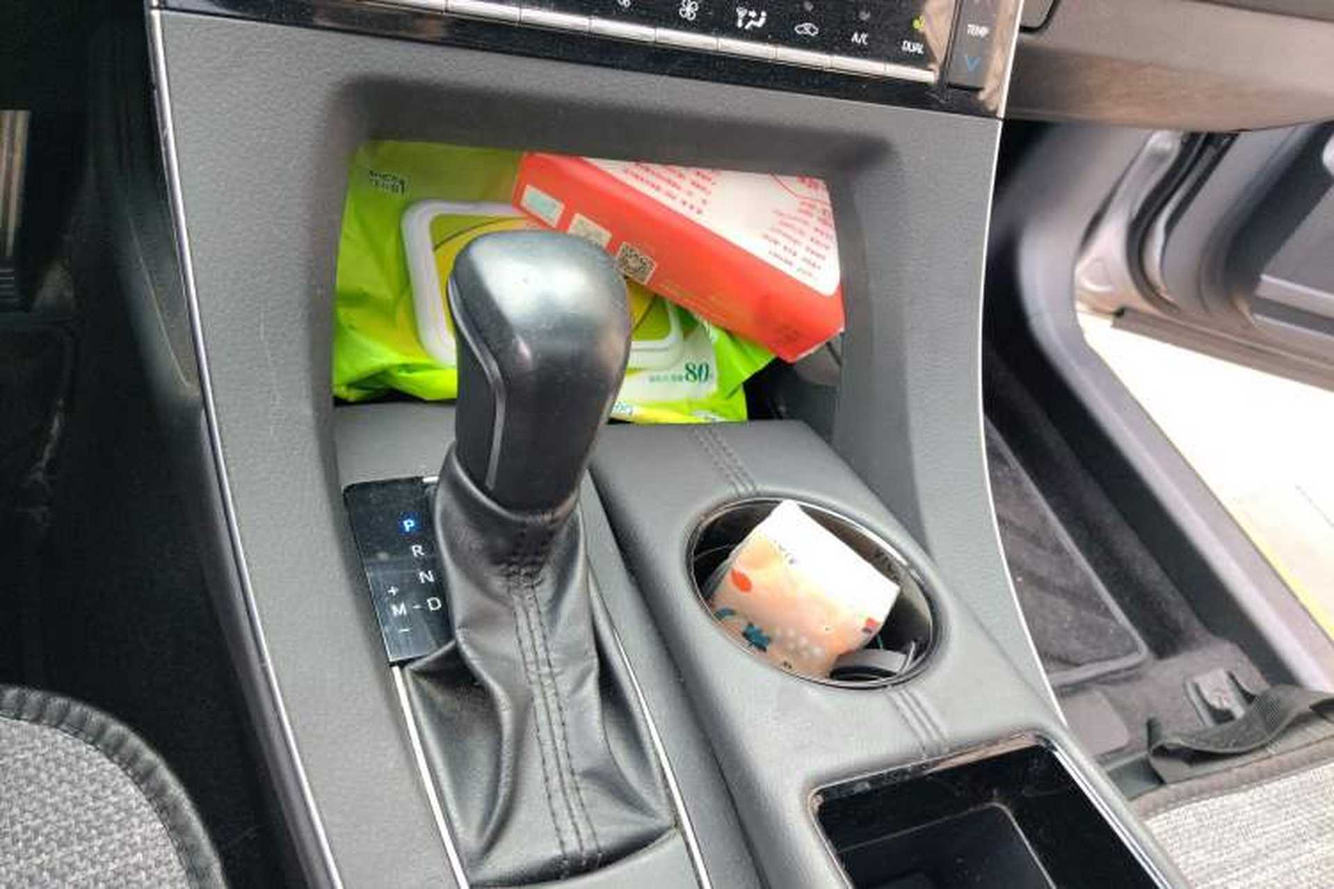 Used Toyota Avalon 2019 2.0L XLE Premium Edition China VI Gear Lever