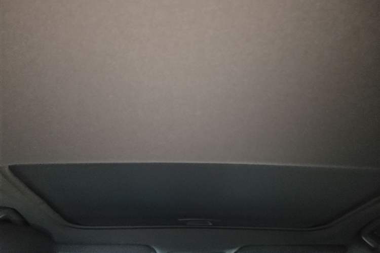 Used Toyota Avalon 2019 2.0L Ambition Edition China VI Headliner