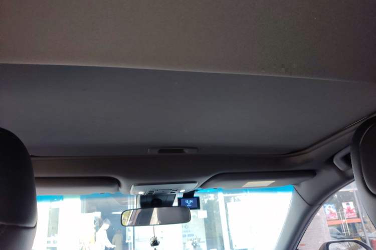 Used Toyota Avalon 2019 2.0L Luxury Edition China VI Standard Headliner
